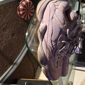 Yeezy Athletic Shoes in Light Purple